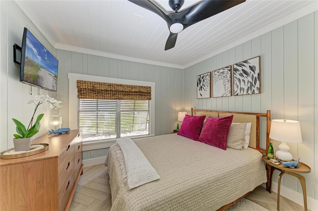 For Sale: $1,494,590 (3 beds, 2 baths, 1420 Square Feet)