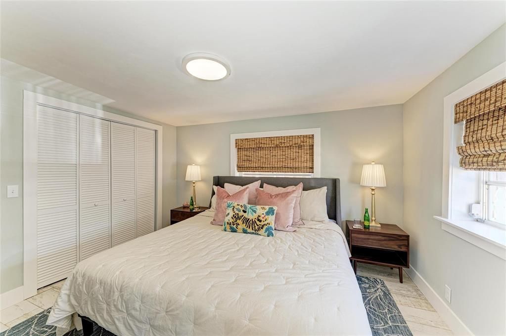 For Sale: $1,494,590 (3 beds, 2 baths, 1420 Square Feet)