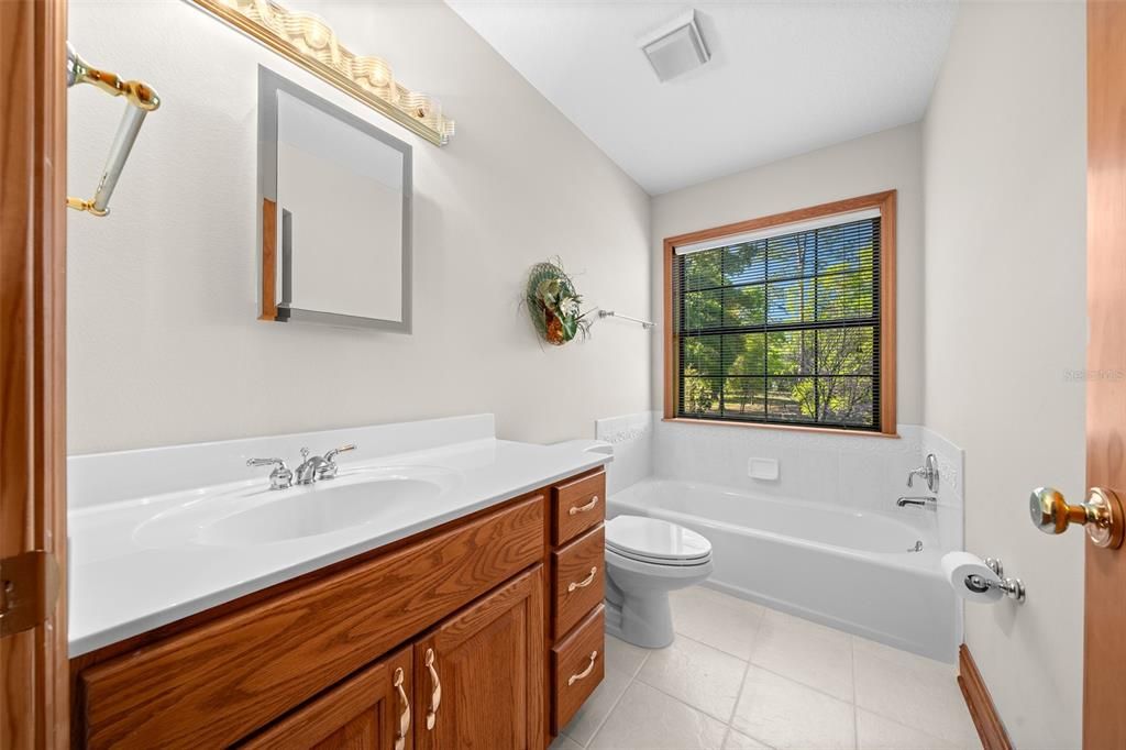 待售: $985,000 (4 贝兹, 3 浴室, 3996 平方英尺)