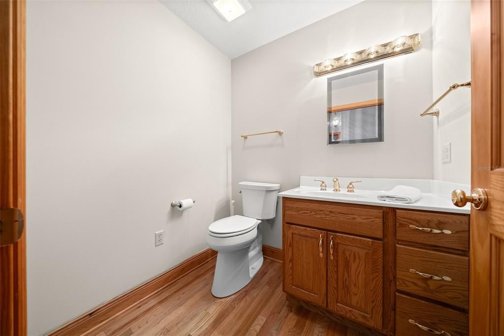 待售: $985,000 (4 贝兹, 3 浴室, 3996 平方英尺)