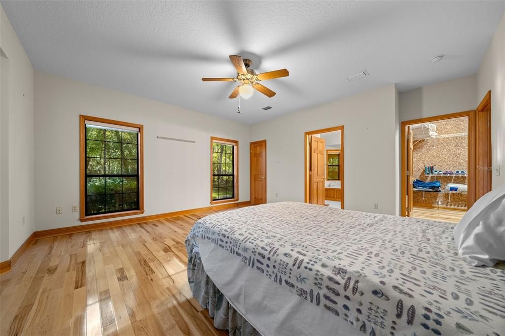 待售: $985,000 (4 贝兹, 3 浴室, 3996 平方英尺)