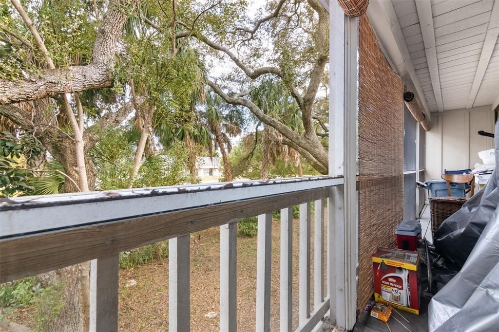 For Sale: $219,500 (2 beds, 2 baths, 982 Square Feet)