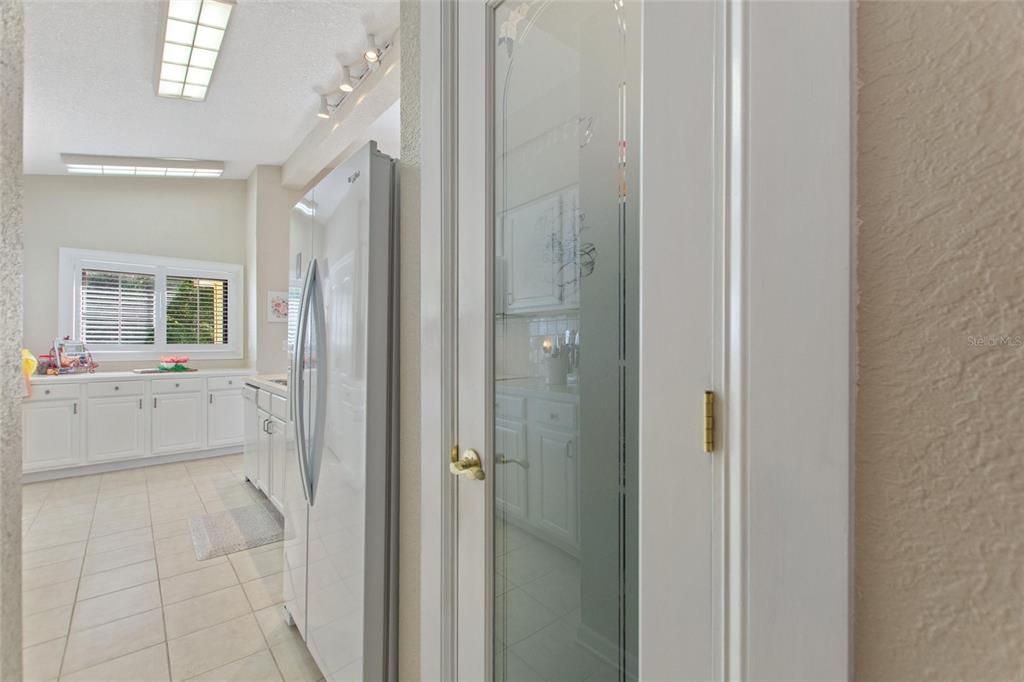 На продажу: $475,000 (3 спален, 3 ванн, 2041 Квадратных фут)