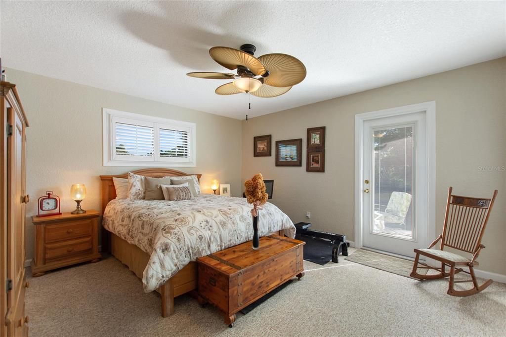 На продажу: $475,000 (3 спален, 3 ванн, 2041 Квадратных фут)