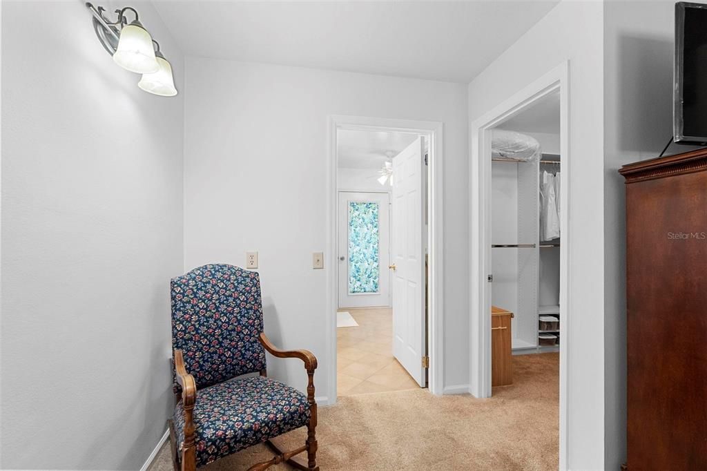 En Venta: $460,000 (3 camas, 2 baños, 2943 Pies cuadrados)