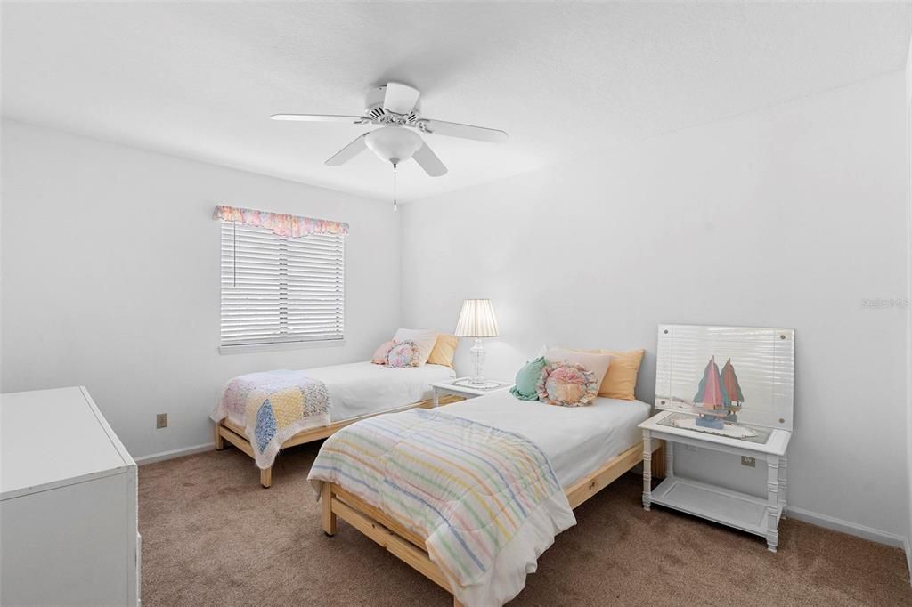 En Venta: $460,000 (3 camas, 2 baños, 2943 Pies cuadrados)