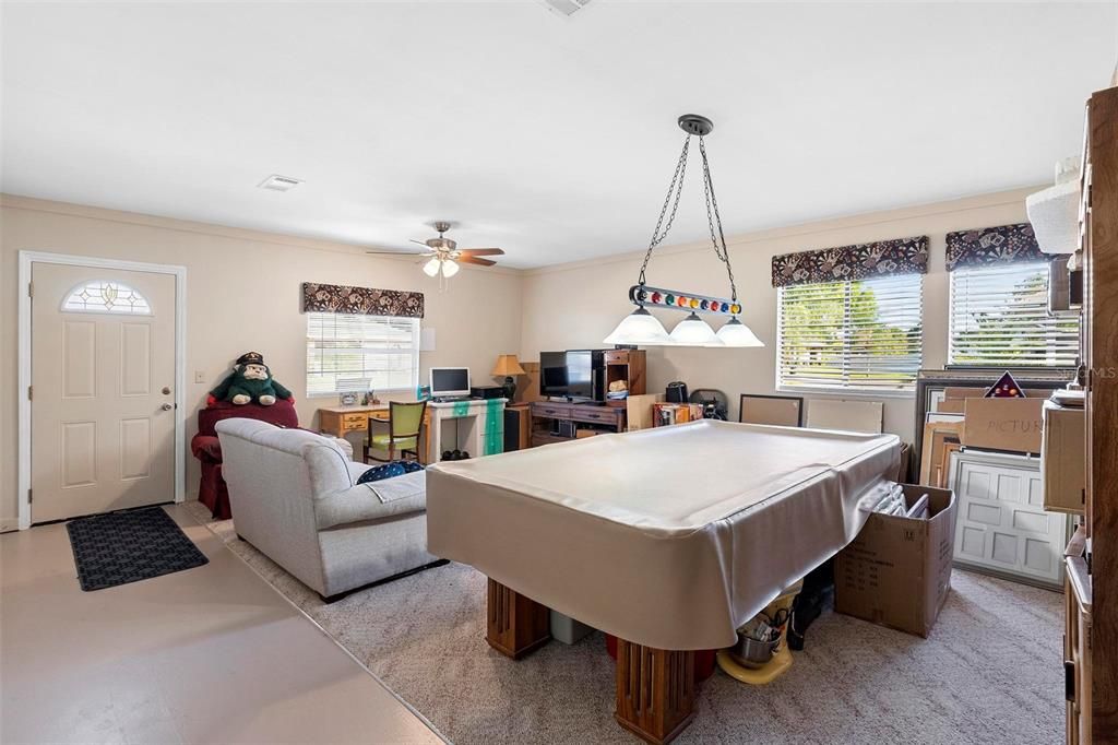 En Venta: $460,000 (3 camas, 2 baños, 2943 Pies cuadrados)