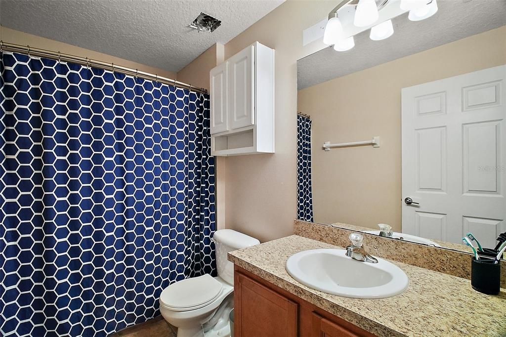 待售: $319,000 (4 贝兹, 2 浴室, 1772 平方英尺)