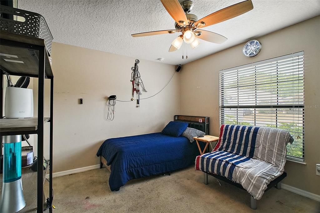 待售: $319,000 (4 贝兹, 2 浴室, 1772 平方英尺)