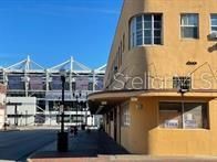 出租: $995 (1 贝兹, 1 浴室, 300 平方英尺)