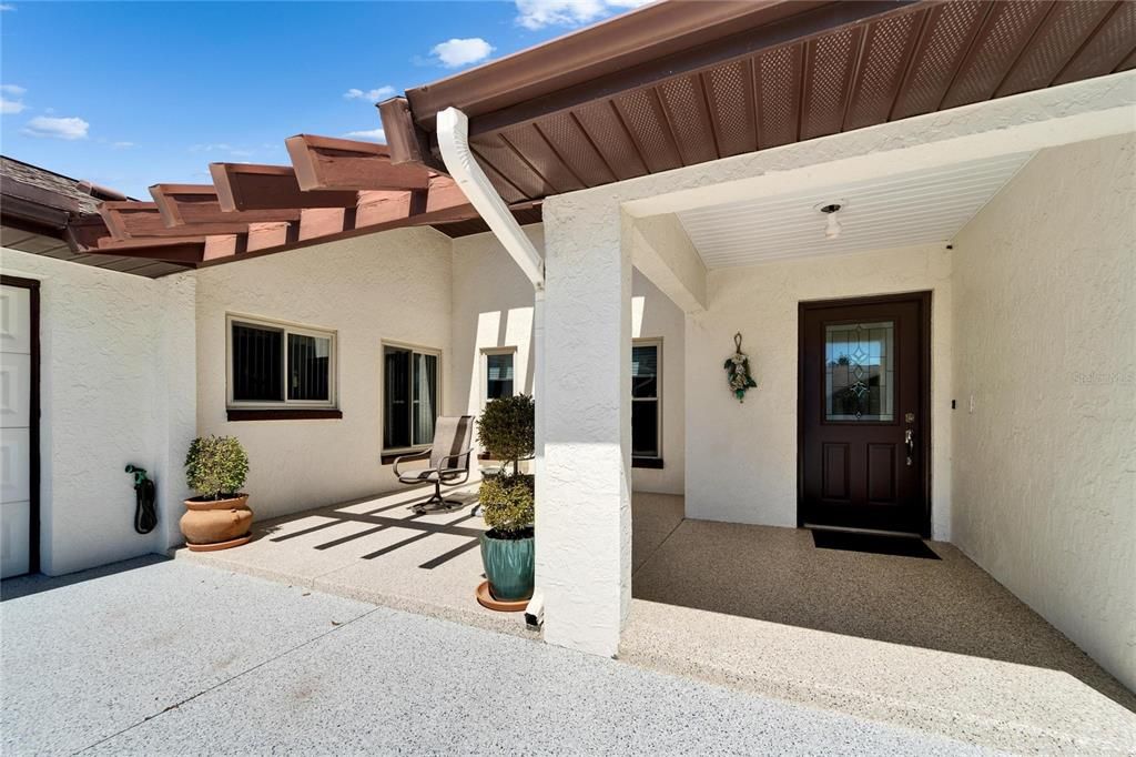 For Sale: $349,900 (3 beds, 2 baths, 2635 Square Feet)