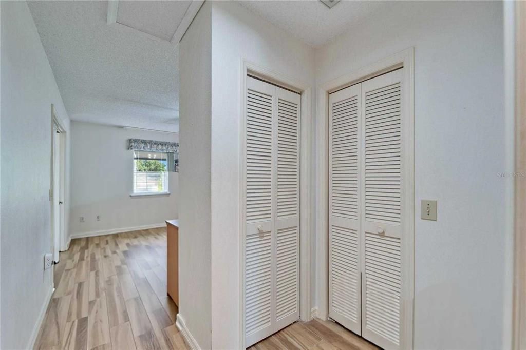 For Sale: $349,900 (3 beds, 2 baths, 2635 Square Feet)