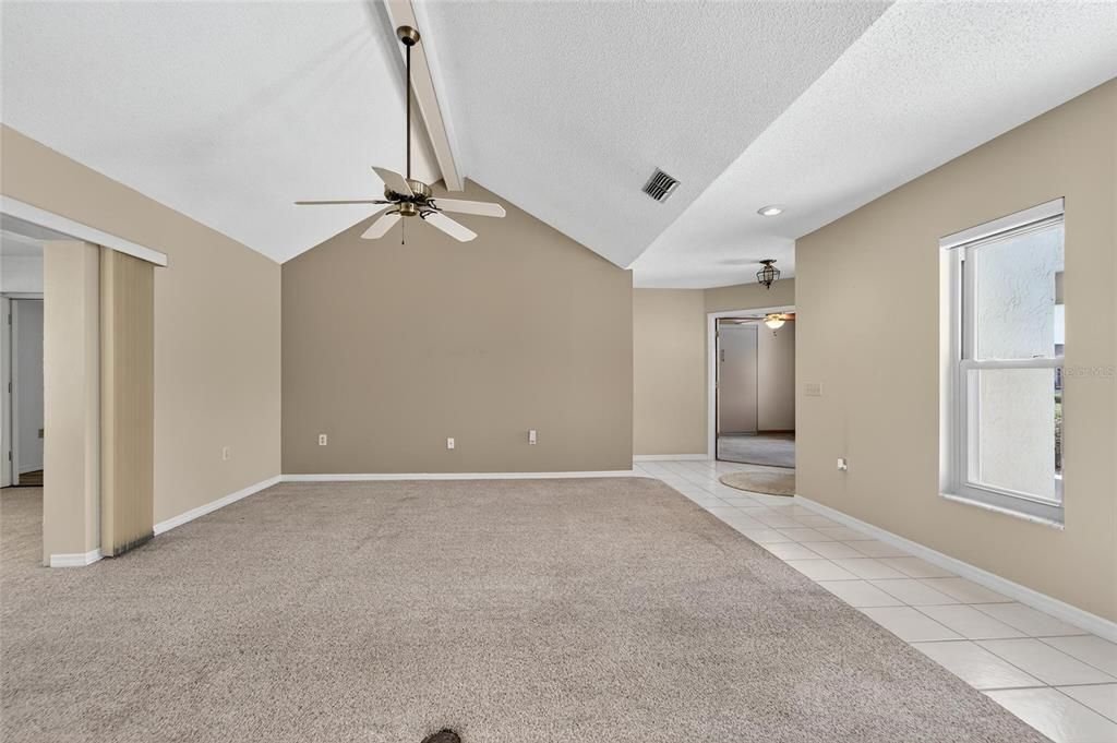 For Sale: $349,900 (3 beds, 2 baths, 2635 Square Feet)