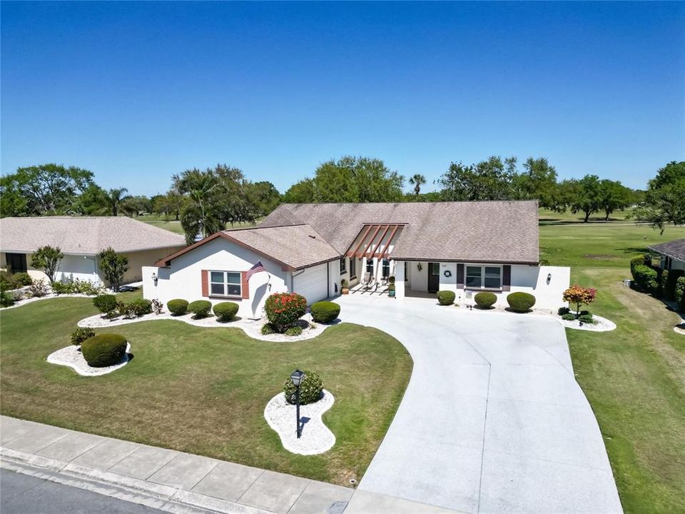 For Sale: $349,900 (3 beds, 2 baths, 2635 Square Feet)