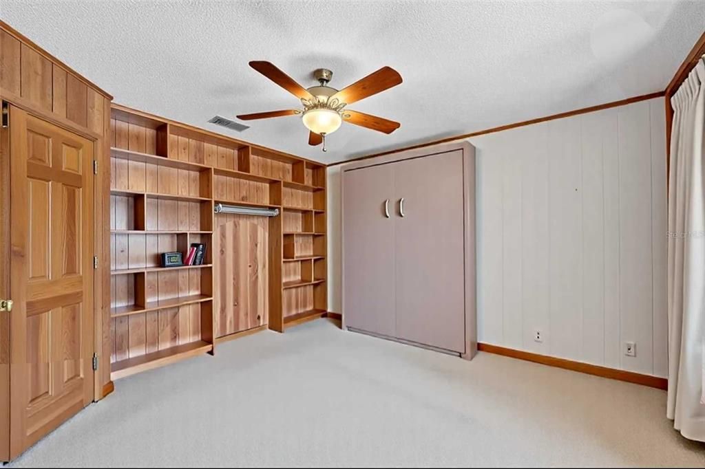 For Sale: $349,900 (3 beds, 2 baths, 2635 Square Feet)