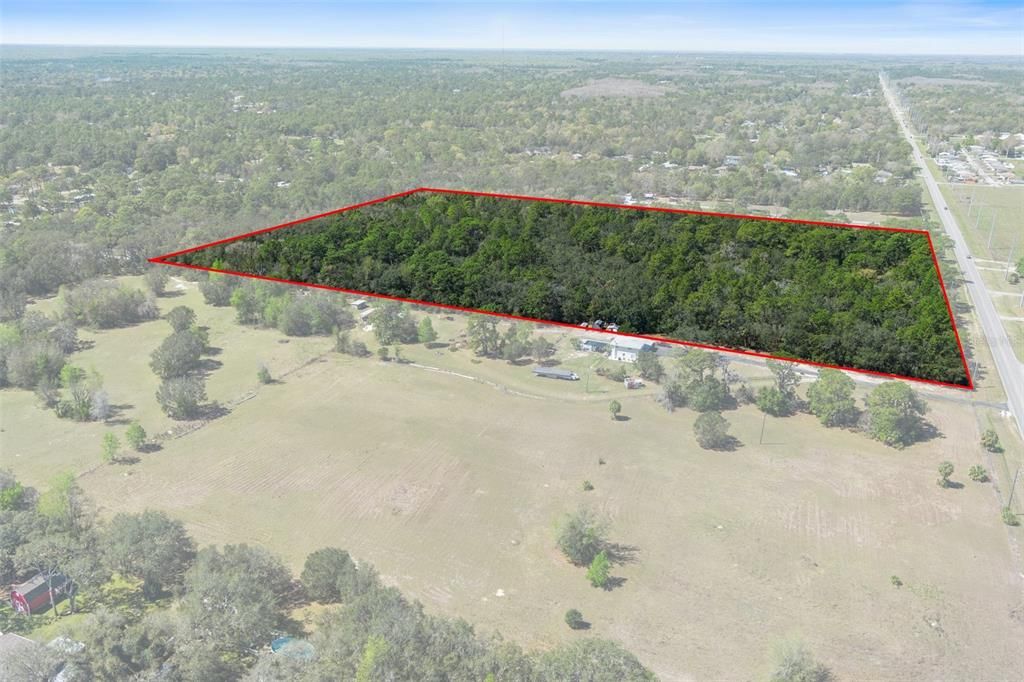 На продажу: $390,000 (19.67 acres)