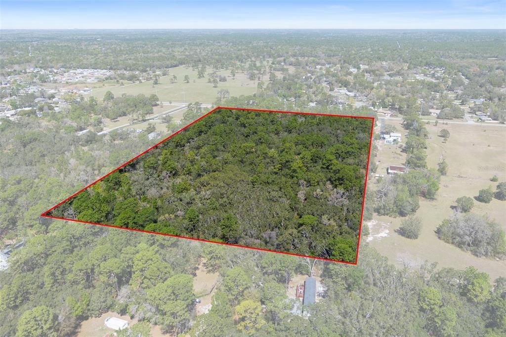 На продажу: $390,000 (19.67 acres)