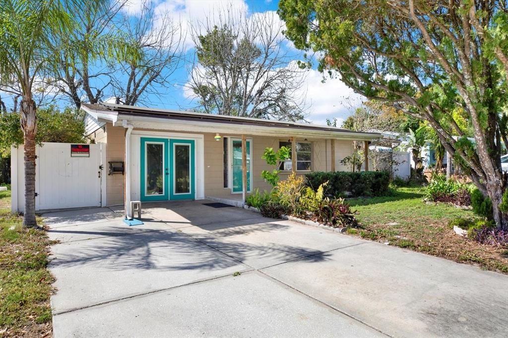 Недавно продано: $174,900 (2 спален, 1 ванн, 1030 Квадратных фут)