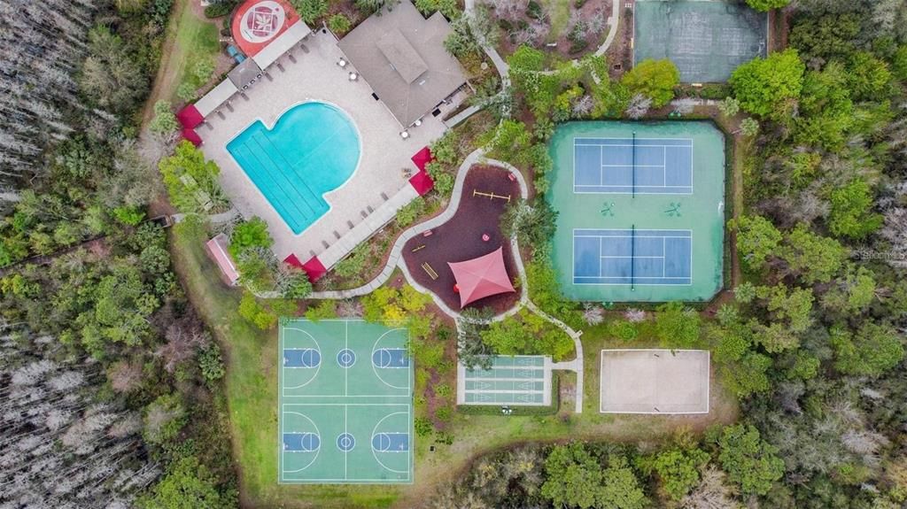 合同活跃: $269,900 (3 贝兹, 2 浴室, 1634 平方英尺)