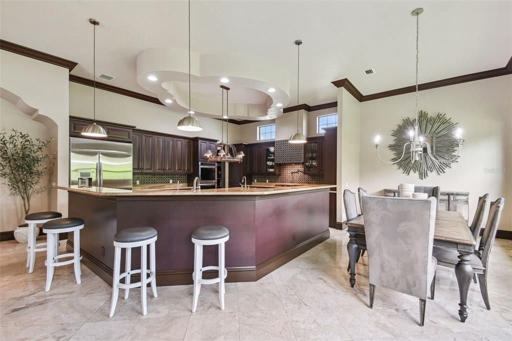 待售: $3,727,000 (6 贝兹, 7 浴室, 6873 平方英尺)