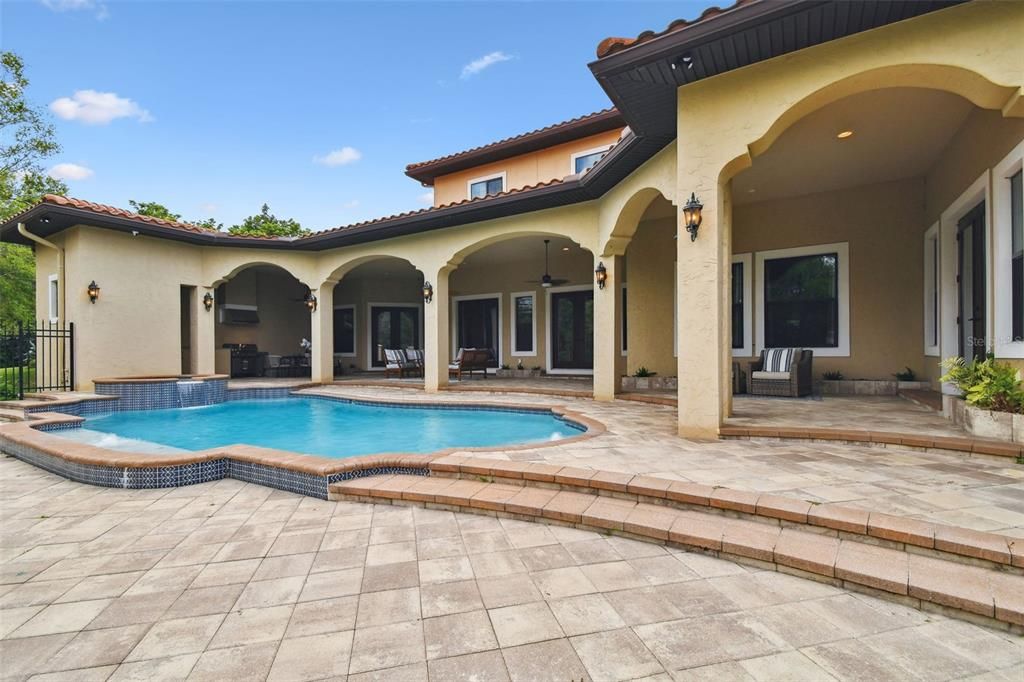 待售: $3,727,000 (6 贝兹, 7 浴室, 6873 平方英尺)