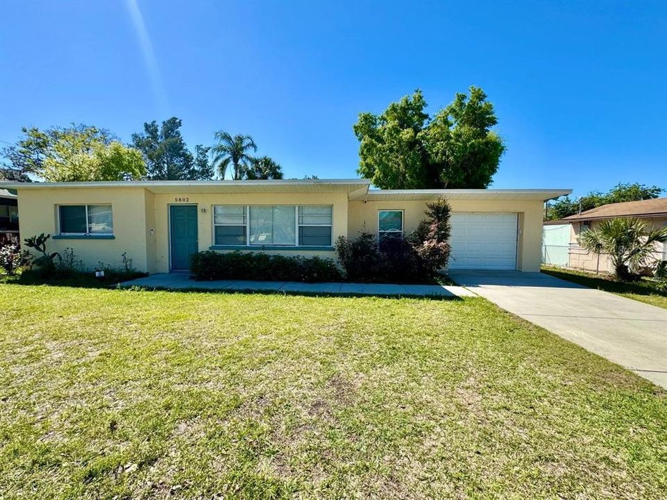 Recently Rented: $1,750 (3 beds, 1 baths, 1112 Square Feet)