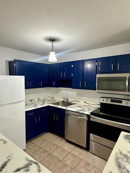 For Rent: $1,590 (2 beds, 2 baths, 846 Square Feet)