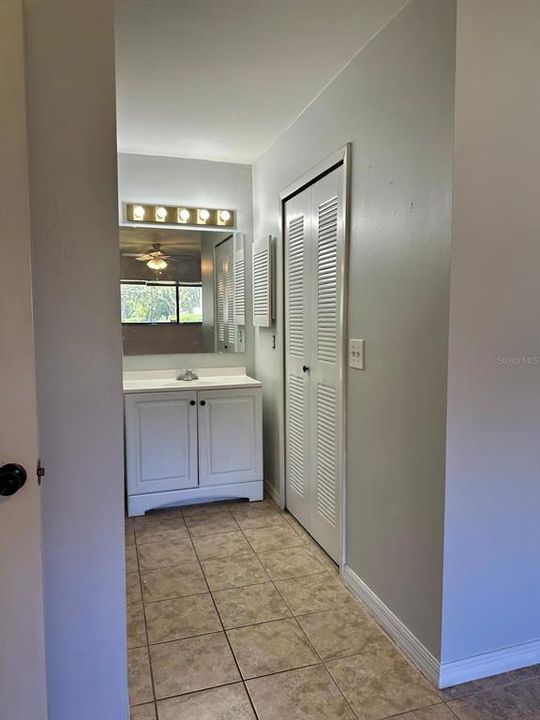 For Rent: $1,590 (2 beds, 2 baths, 846 Square Feet)