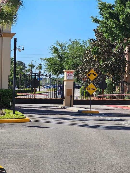 待售: $266,999 (3 贝兹, 2 浴室, 1274 平方英尺)