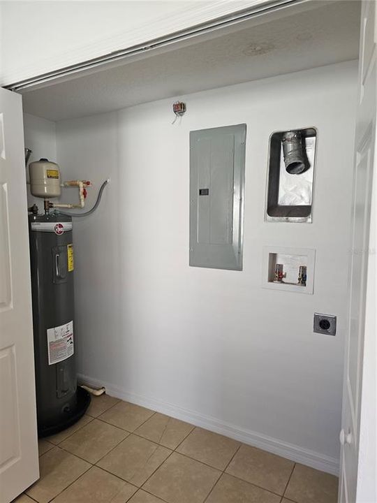 待售: $266,999 (3 贝兹, 2 浴室, 1274 平方英尺)