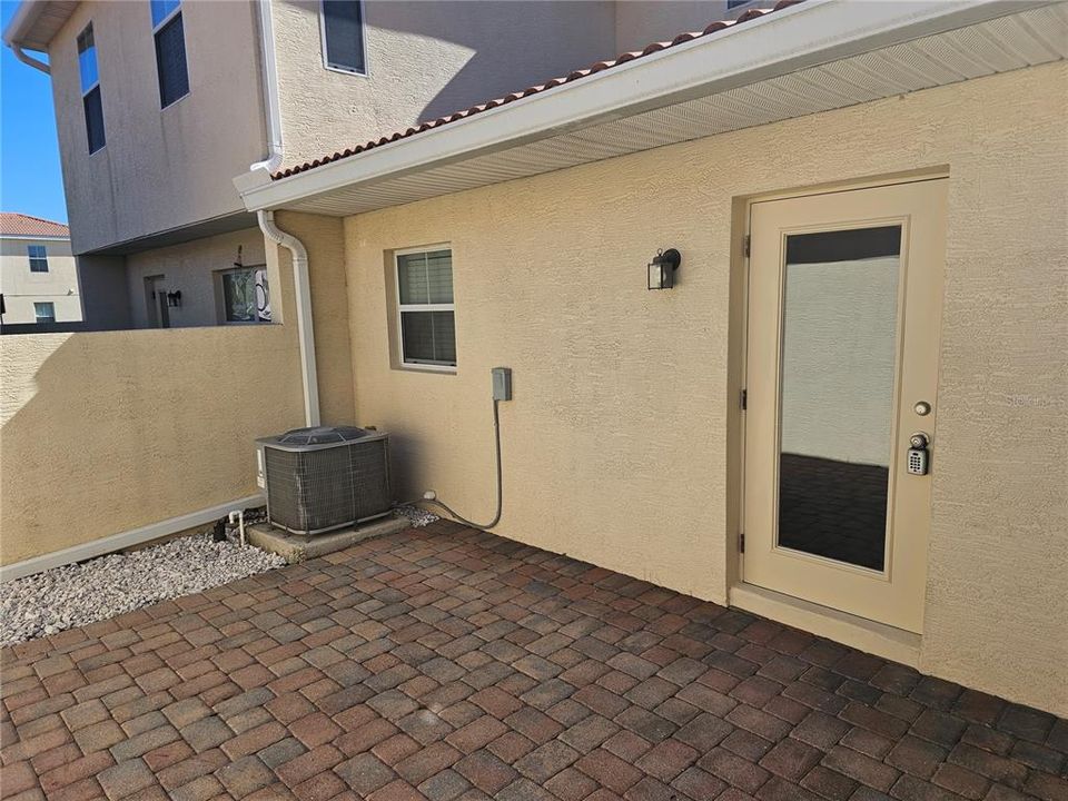 待售: $266,999 (3 贝兹, 2 浴室, 1274 平方英尺)