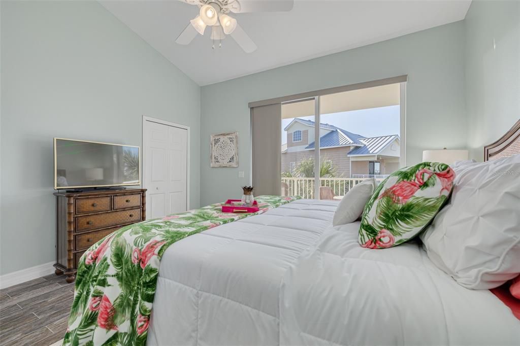 En Venta: $529,000 (3 camas, 2 baños, 1834 Pies cuadrados)