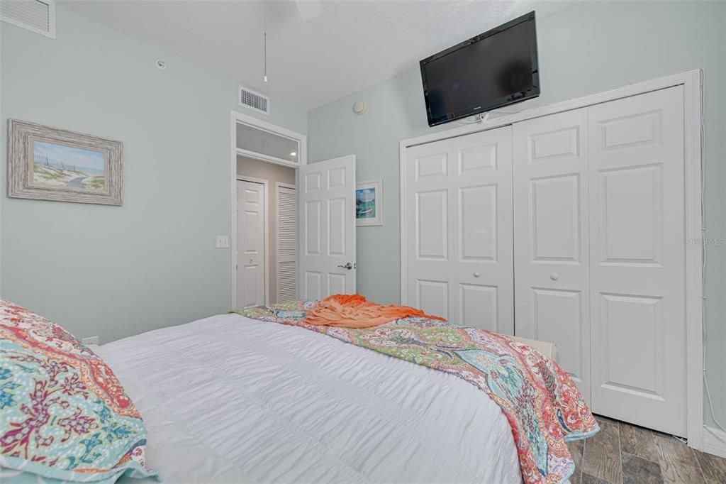 En Venta: $529,000 (3 camas, 2 baños, 1834 Pies cuadrados)