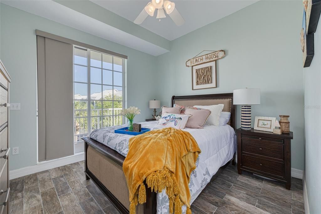 En Venta: $529,000 (3 camas, 2 baños, 1834 Pies cuadrados)