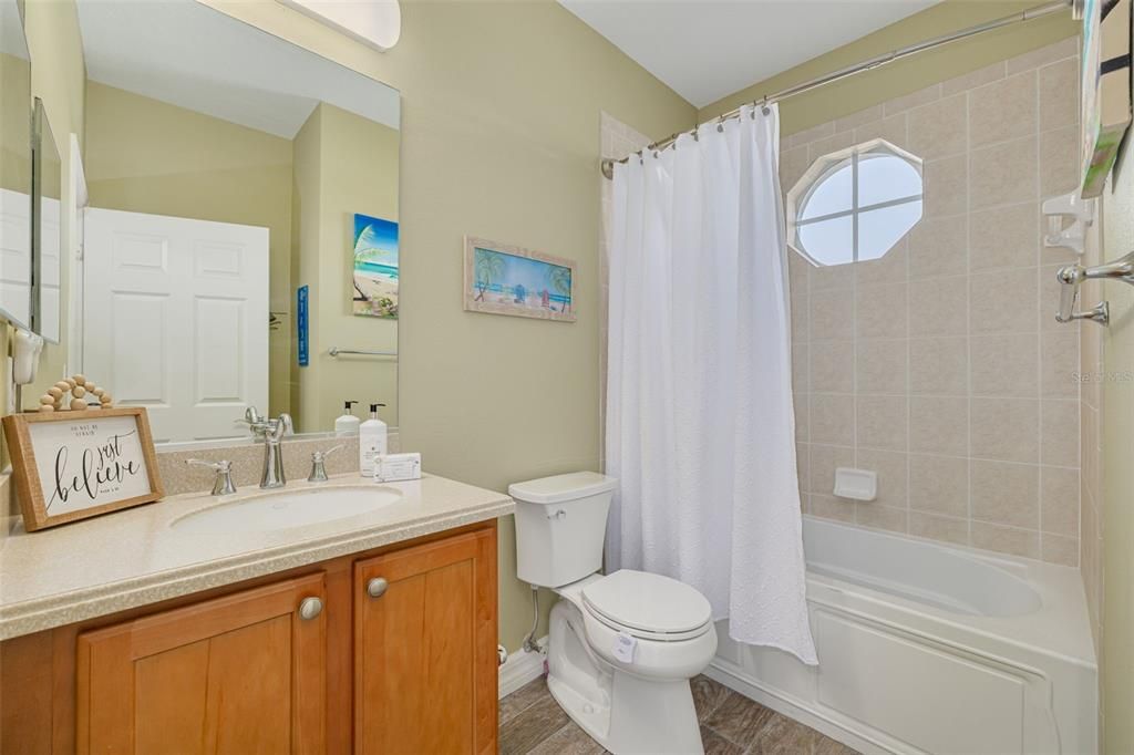 En Venta: $529,000 (3 camas, 2 baños, 1834 Pies cuadrados)