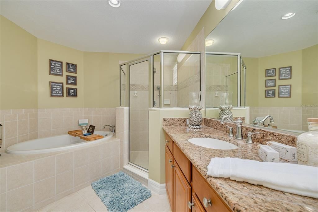 En Venta: $529,000 (3 camas, 2 baños, 1834 Pies cuadrados)