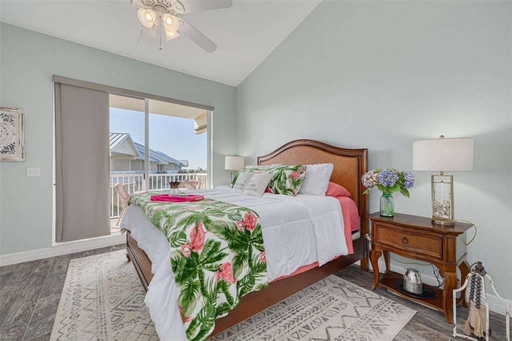 En Venta: $529,000 (3 camas, 2 baños, 1834 Pies cuadrados)