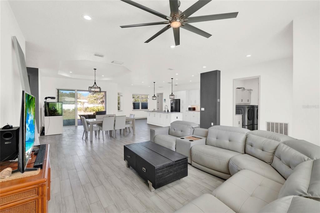 For Sale: $719,900 (4 beds, 3 baths, 2698 Square Feet)