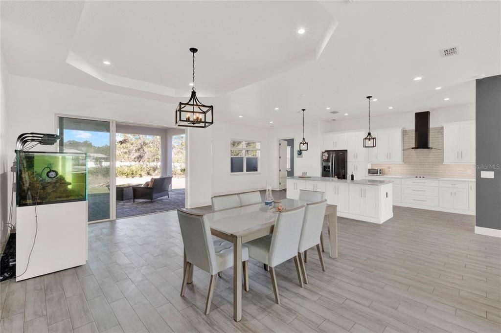 For Sale: $719,900 (4 beds, 3 baths, 2698 Square Feet)