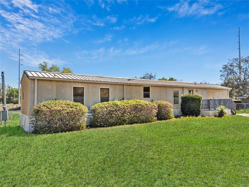 Recently Sold: $180,000 (3 beds, 2 baths, 1064 Square Feet)