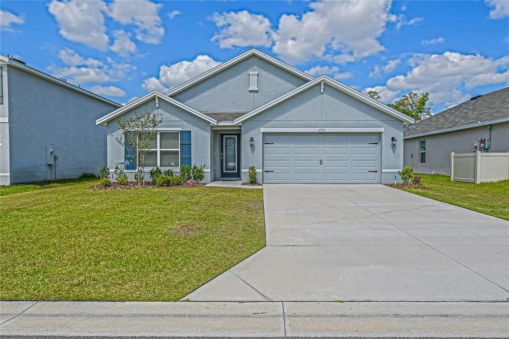 Vendido Recientemente: $279,900 (4 camas, 2 baños, 1827 Pies cuadrados)