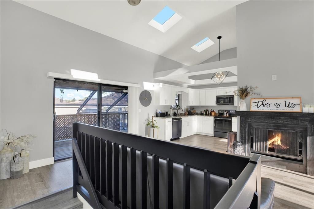 Active With Contract: $594,999 (5 beds, 3 baths, 2916 Square Feet)