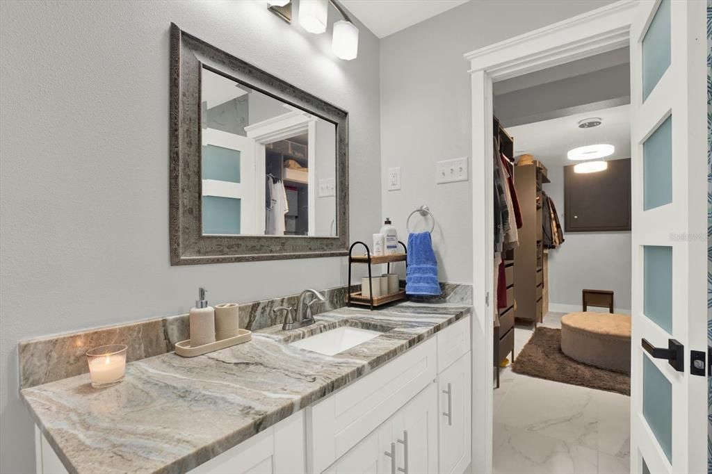 Active With Contract: $594,999 (5 beds, 3 baths, 2916 Square Feet)