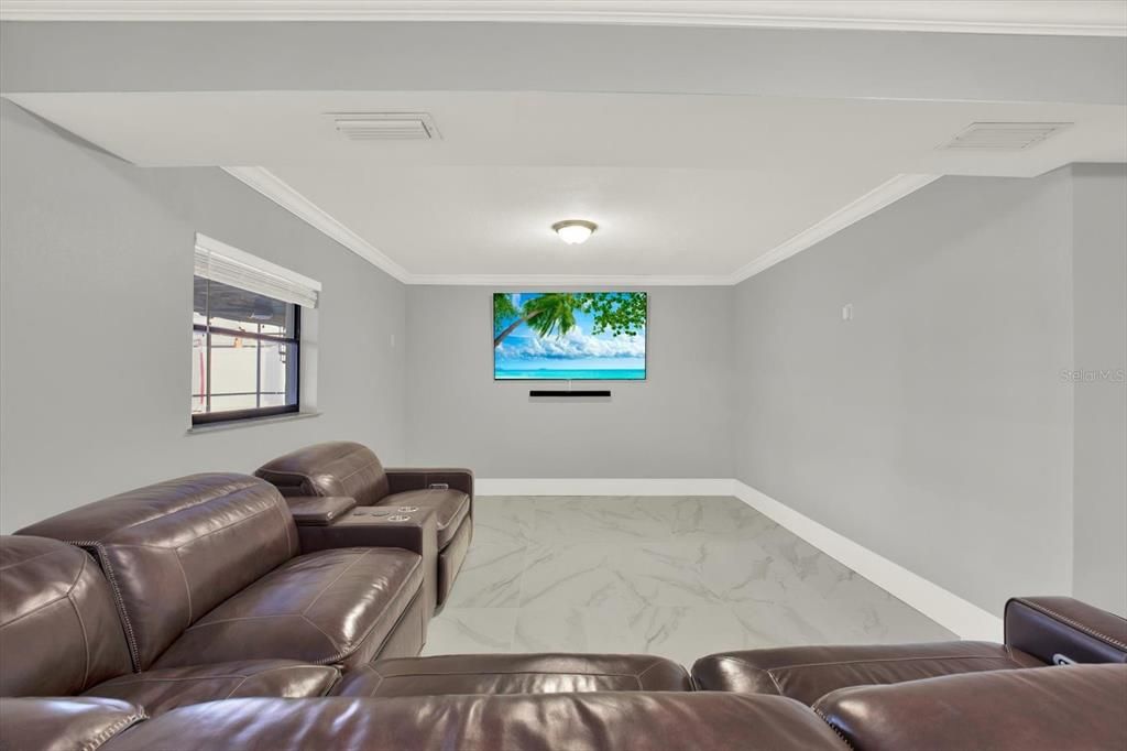 Active With Contract: $594,999 (5 beds, 3 baths, 2916 Square Feet)