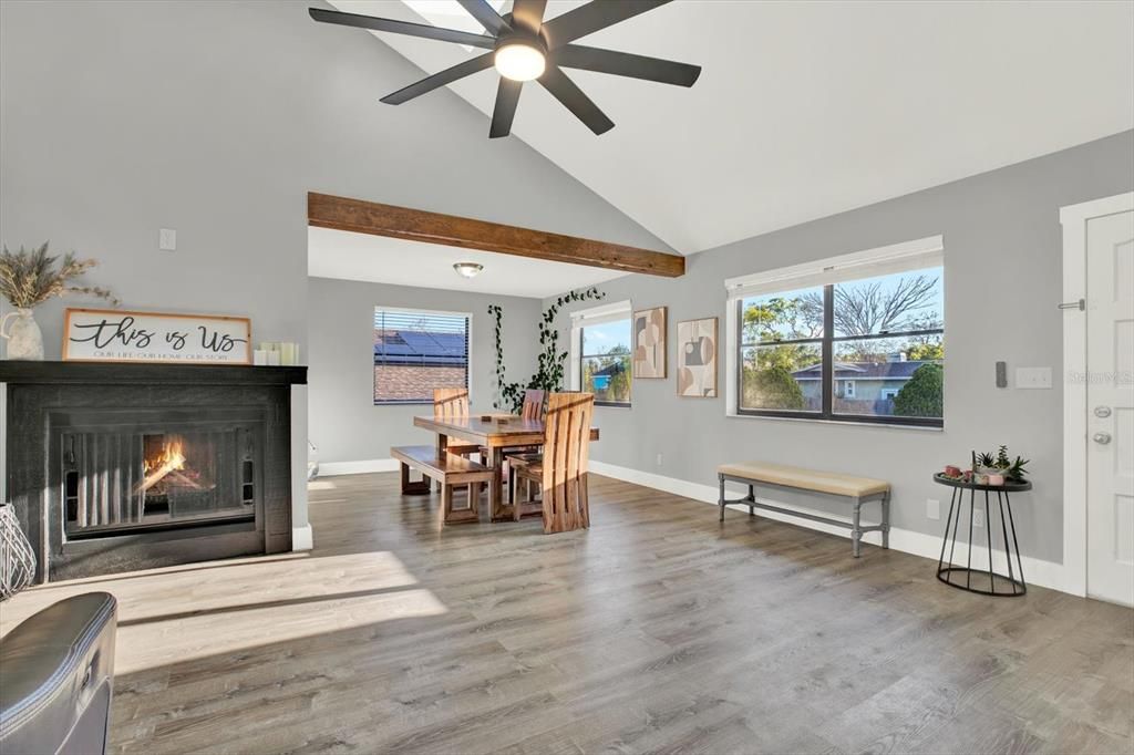 Active With Contract: $594,999 (5 beds, 3 baths, 2916 Square Feet)