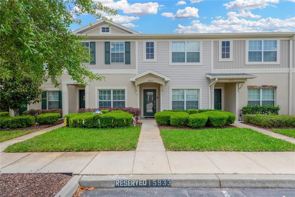 Recently Sold: $229,500 (2 beds, 2 baths, 1390 Square Feet)