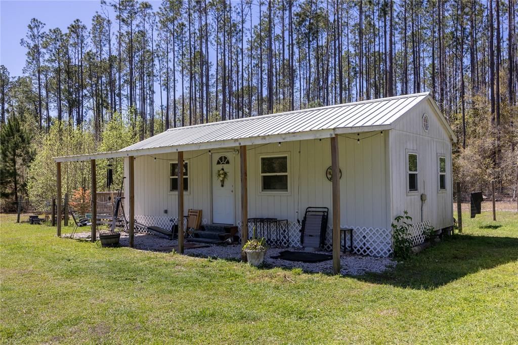 For Sale: $639,900 (7 beds, 4 baths, 3557 Square Feet)