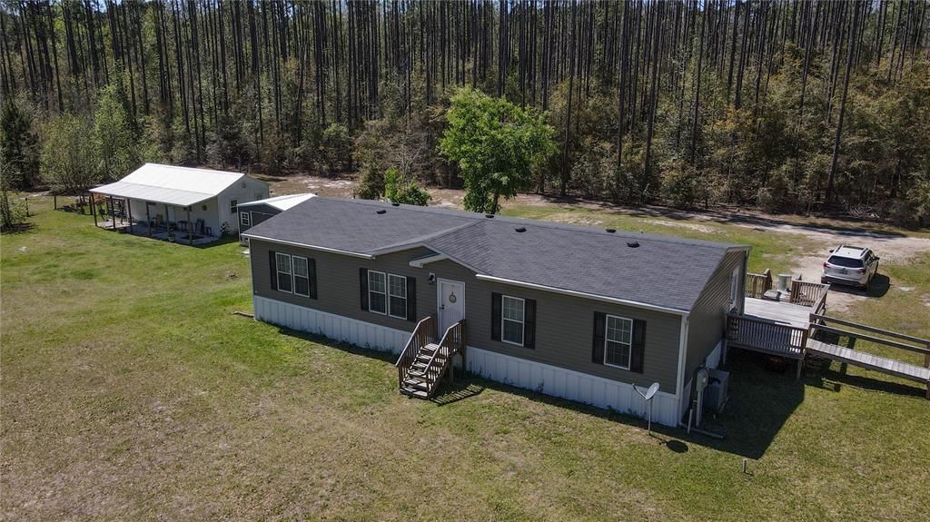 For Sale: $639,900 (7 beds, 4 baths, 3557 Square Feet)