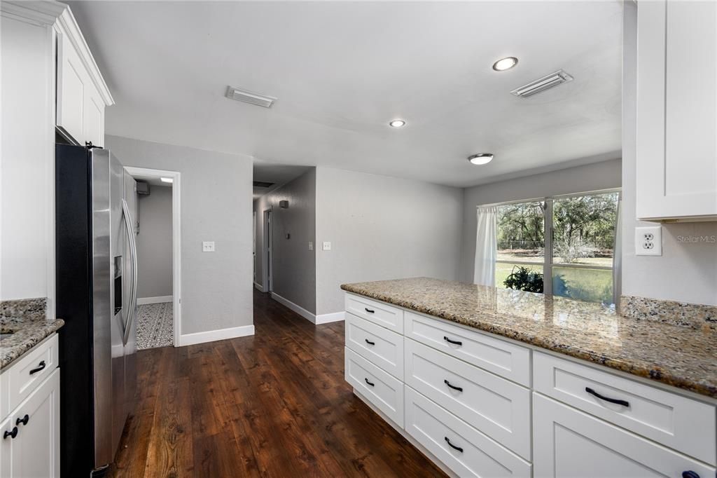 For Sale: $639,900 (7 beds, 4 baths, 3557 Square Feet)