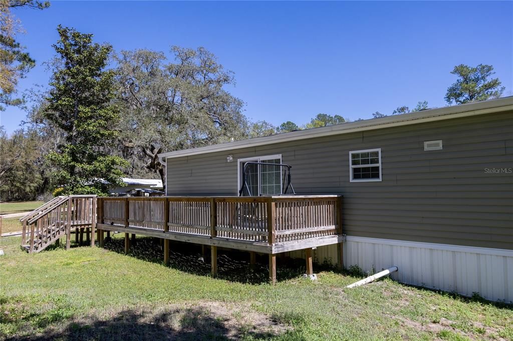 For Sale: $639,900 (7 beds, 4 baths, 3557 Square Feet)
